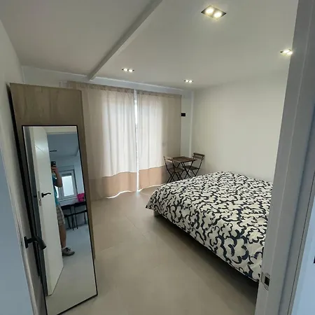 アパート 1 Bedroom *